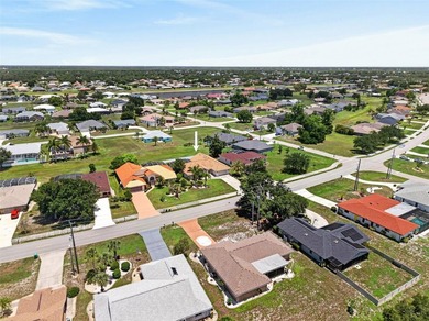 Contemporary style defines this recently remodeled 3 bedroom, 3 - photo 29