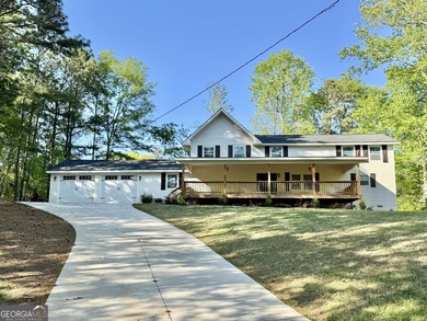 Lake Lanier Home For Sale in Dawsonville Georgia