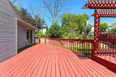 Let the sunshine in! This cheerful ranch is ready for you to add - photo 32