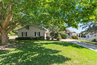 Let the sunshine in! This cheerful ranch is ready for you to add - photo 44