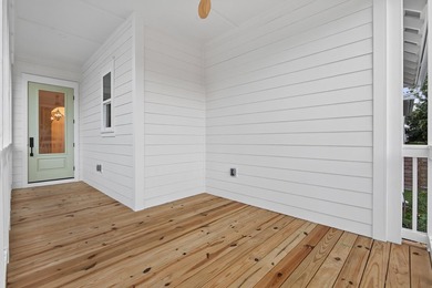 NEW Construction! Must see 4bd/3.5ba home in gated Hidden Grove - photo 11