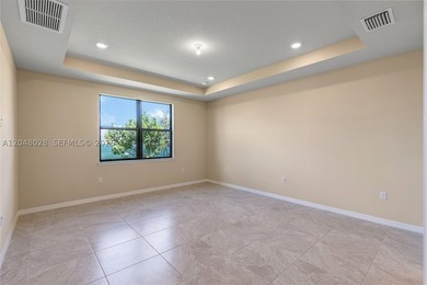 Welcome to Oak Tree, Pulte's premier gated community, offering - photo 11