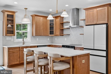 CUSTOM NEW CONSTRUCTION - 2,800+ SF - MOVE IN READY Modern - photo 14