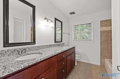 Spacious and move in ready, this beautifully updated 4-bedroom - photo 15