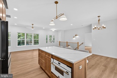 CUSTOM NEW CONSTRUCTION - 2,800+ SF - MOVE IN READY Modern - photo 16