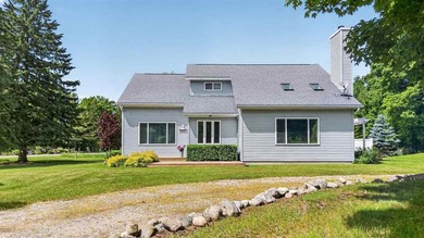 Located just minutes from Lake Michigan public beach, boat - photo 1