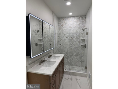 CUSTOM NEW CONSTRUCTION - 2,800+ SF - MOVE IN READY Modern - photo 23
