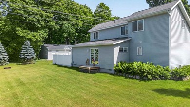 Located just minutes from Lake Michigan public beach, boat - photo 9