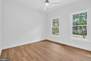 CUSTOM NEW CONSTRUCTION - 2,800+ SF - MOVE IN READY Modern - photo 29