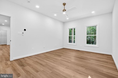 CUSTOM NEW CONSTRUCTION - 2,800+ SF - MOVE IN READY Modern - photo 30