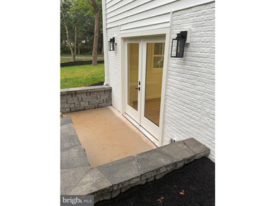 CUSTOM NEW CONSTRUCTION - 2,800+ SF - MOVE IN READY Modern - photo 46