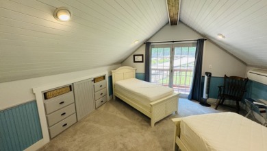 Lakefront Log Cabin Living at Its Finest! Call Josh! - photo 29