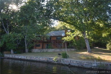 Lake Home ActiveUnderContr in Rocky Mount, Missouri