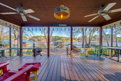 Beautifully Updated Waterfront Home on Lake Palestine - photo 20