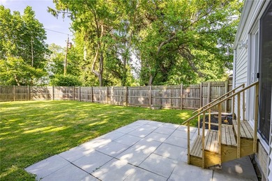 Welcome to 70 Highwood Road, where classic charm meets everyday - photo 14