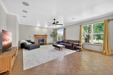 Welcome to one of the most versatile and expansive homes in - photo 15