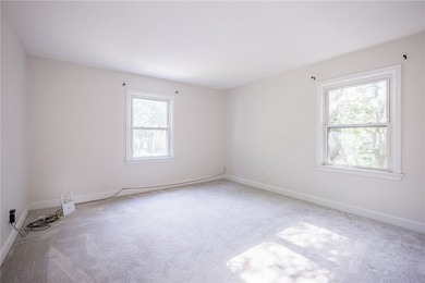 Welcome to 70 Highwood Road, where classic charm meets everyday - photo 19