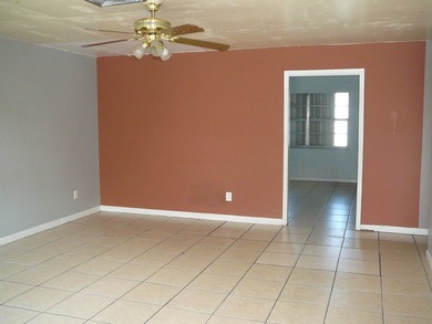 HUGE CBS DUPLEX ZONED GENERAL COMMERCIAL WHICH IS A LEGAL NON - photo 25