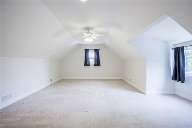 Welcome to 70 Highwood Road, where classic charm meets everyday - photo 27