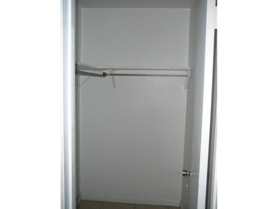 HUGE CBS DUPLEX ZONED GENERAL COMMERCIAL WHICH IS A LEGAL NON - photo 35