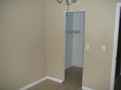 HUGE CBS DUPLEX ZONED GENERAL COMMERCIAL WHICH IS A LEGAL NON - photo 39