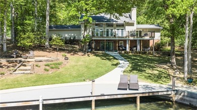 Experience refined lake living in this exceptional 5-bedroom, 3 - photo 1
