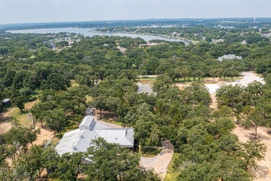 Enjoy quiet country living in this unique barndominium style - photo 10