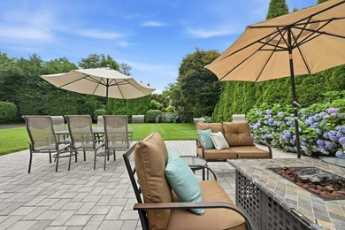 Welcome to 11 Cliftwood Drive, located in one of Huntington's - photo 23
