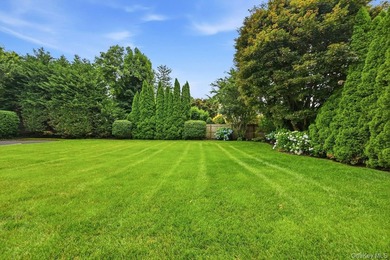 Welcome to 11 Cliftwood Drive, located in one of Huntington's - photo 24