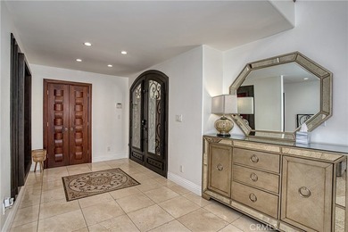 Stunning home, south of the blvd in highly coveted Tarzana is - photo 11