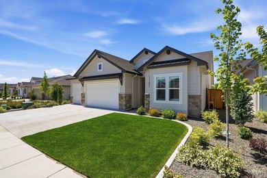 Experience modern living in this beautifully designed home - photo 37