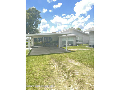 Very unique home with waterfront on 3 sides. Price reduced 400k - photo 1