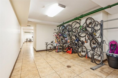 Introducing a rare, spacious 5-bedroom 1 Bathroom Co-op for Sale - photo 12