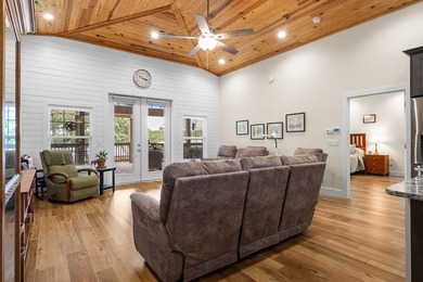 Come home to Florida lakefront living at its best! Welcome to - photo 16