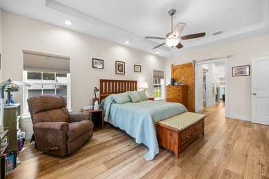 Come home to Florida lakefront living at its best! Welcome to - photo 23