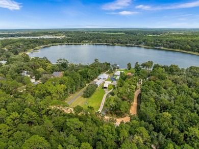 Come home to Florida lakefront living at its best! Welcome to - photo 44