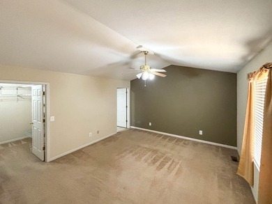 Sitting on a high peninsula in Janian Hills Subdivision, this 3 - photo 10