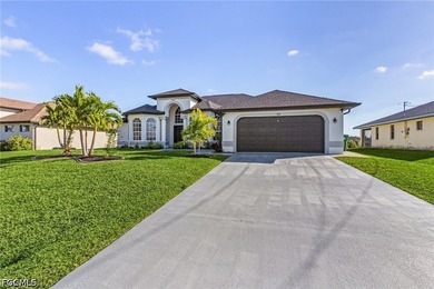 TURNKEY WATERFRONT POOL HOME | FULLY FURNISHED | VACATION-RENTAL - photo 32