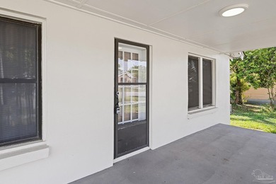 Downtown Living at Its Finest! This well-maintained home has - photo 3