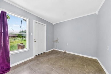 Affordable Homeownership Opportunity! Welcome to 5329 Alaniz - photo 11