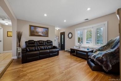 Beautifully Maintained, 3 Bedrooms, 2 Bathroom Ranch with - photo 11