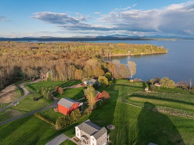 A private Vermont lakefront retreat without sacrificing access - photo 11