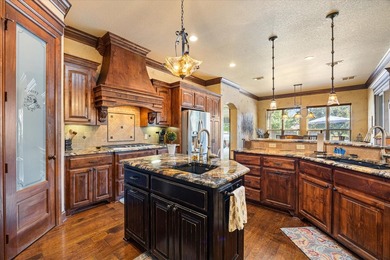Welcome to your ultimate waterfront retreat in one of Granbury's - photo 11