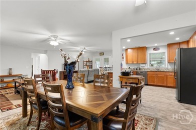 Welcome home to your own private retreat in unincorporated - photo 14
