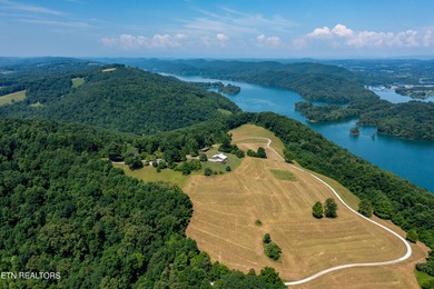 Boasting stunning views of Norris Lake and gorgeous East - photo 16