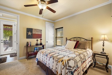 Welcome to your ultimate waterfront retreat in one of Granbury's - photo 17