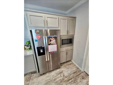 Large Stunning 3Bed 2Bath All Ages Community!! Renting is - photo 18