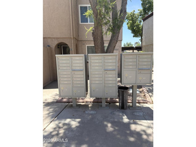 Stunning, completely remodeled in July 2026 Condo 2 Beds, 1.5 - photo 20