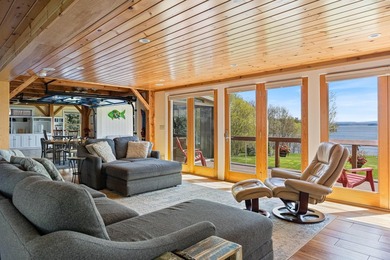 A private Vermont lakefront retreat without sacrificing access - photo 20