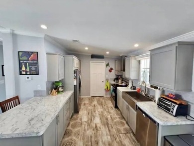 Large Stunning 3Bed 2Bath All Ages Community!! Renting is - photo 22